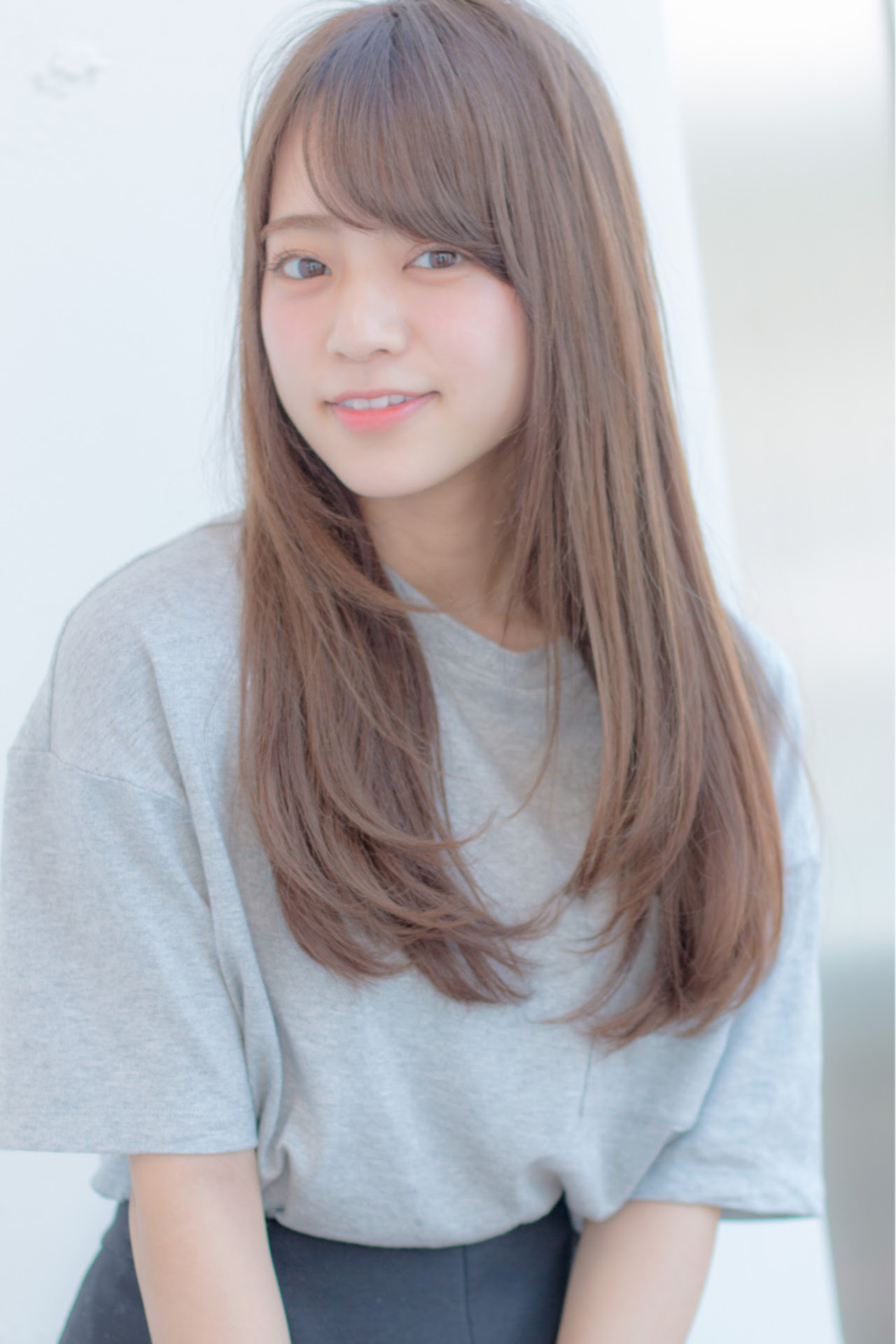 髪の毛 ロングヘア ストレート Altinay Saifi