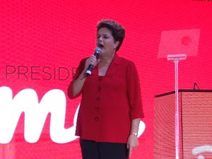 Dilma fez discurso de cerca de uma hora durante convenção do PT (Foto: Natalia Godoy/G1) Dilma fez discurso de cerca de uma hora durante convenção do PT (Foto: Natalia Godoy/G1)