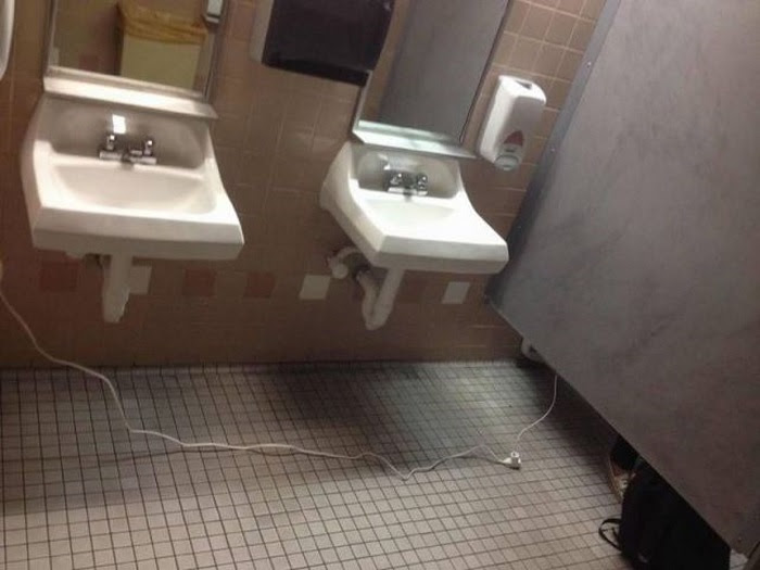 Funny Pictures (128 photos) Funny Pictures (128 photos)