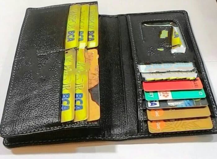 Gambar Uang Banyak Di Dompet Rahman Gambar