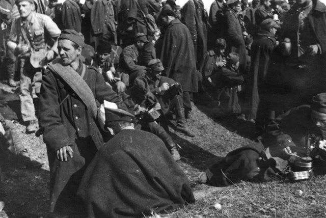 Prawdopodobny teren obozu jenieckiego na Budowie. Fotografia była w pakiecie fotografii żołnierza niemieckiego wykonanych w okolicach Końskich