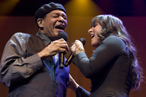 Al Jarreau & Trijntje Oosterhuis (foto: Cees van de Ven)