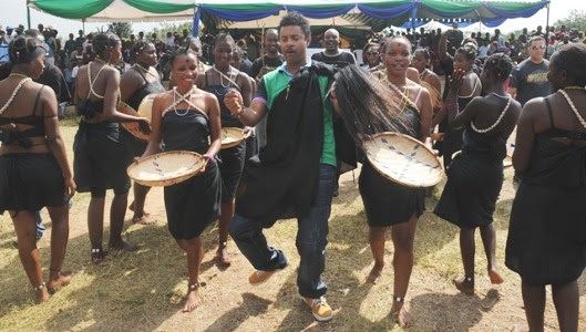 Shaggy was made ambassador and traditional ruler of the Sukuma people in Tanzania ceremony performance photo