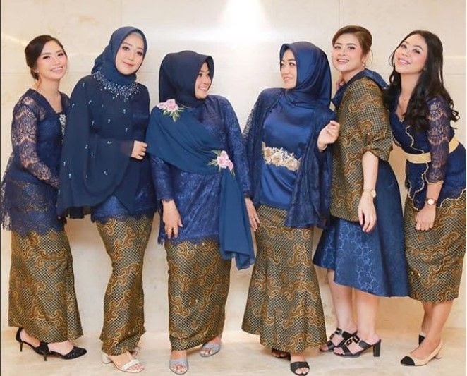 Model Atasan Brokat Untuk Orang Gemuk
