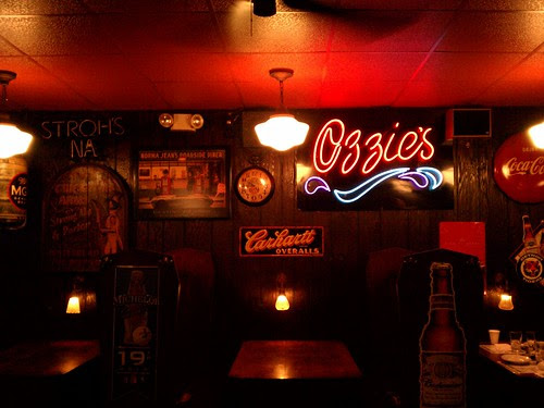 A Detroit favorite, Ozzies. by Fotochoice Photography