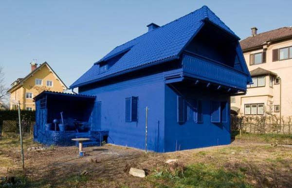perierga.gr - Το πείραμα του "μπλε σπιτιού"!