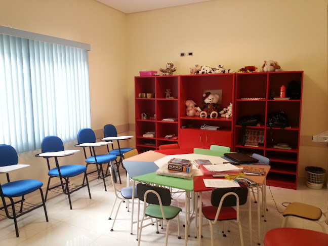 Avaliações sobre CCAA Bom Retiro em Curitiba - Escola de idiomas