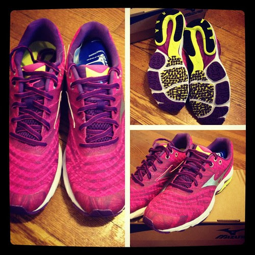 #ad Special delivery courtesy of @mizunorunning   So excited to try the #wavesayonara