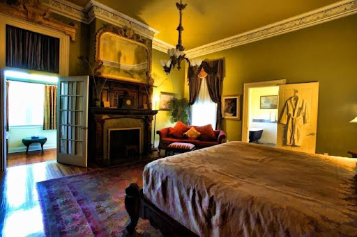 Bed & Breakfast «The Southern Mansion», reviews and photos, 720 Washington St, Cape May, NJ 08204, USA