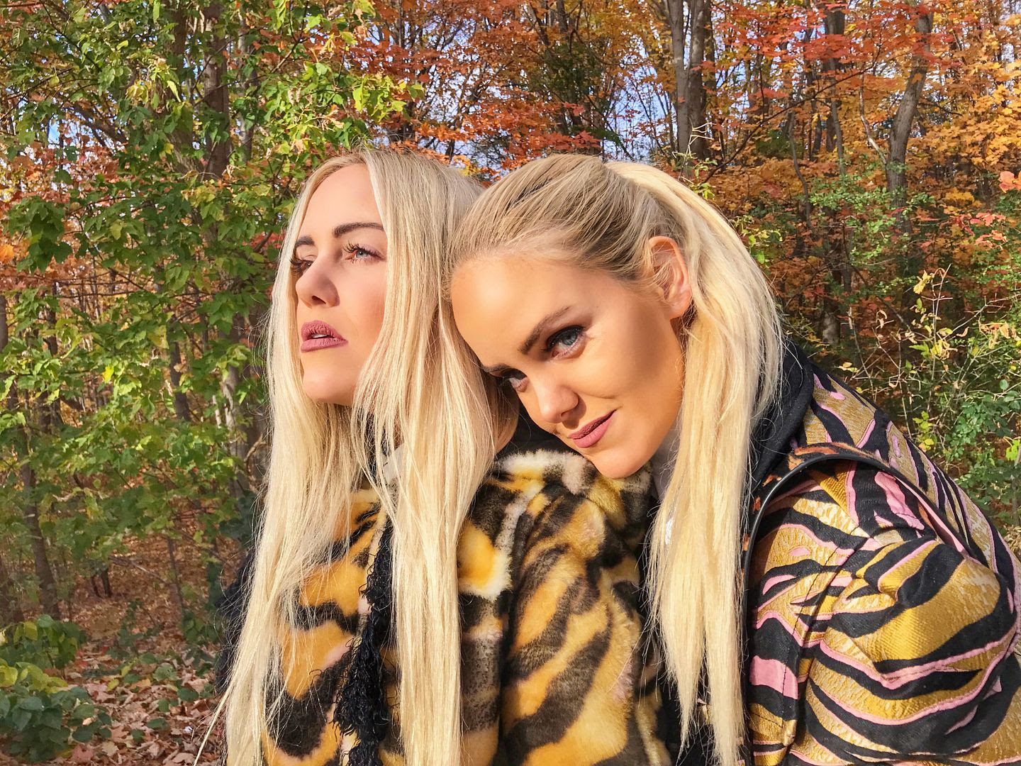 photo 8-beckermanblog-sisters-twins-kenzo_zpshhykasue.jpg