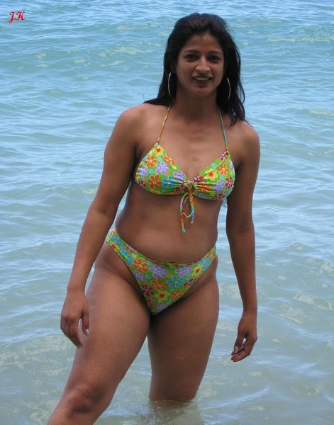 girl india Bikini in