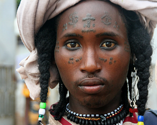 WODAABE (MBORORO) PEOPLE: THE NOMADIC FULANI SUB-TRIBE THAT CULTIVATE ...