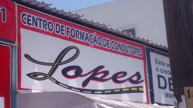 Comentários e avaliações sobre Autoescola Lopes