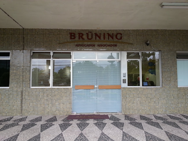 Avaliações sobre Brüning Advogados Associados em Curitiba - Advogado
