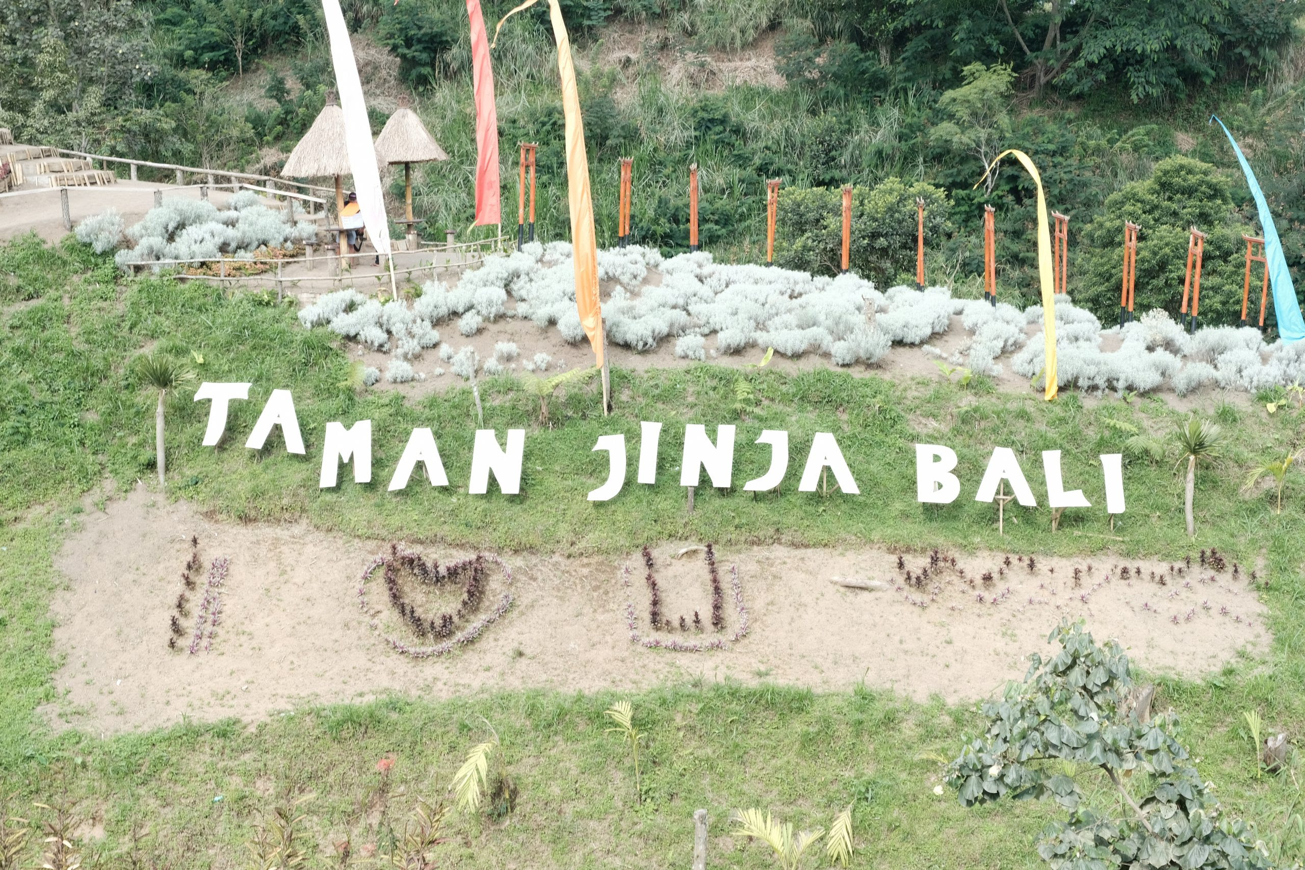 Taman Jinja Bali Destinasi Wisata Negeri Sakura Di Bali Dispar Karangasem