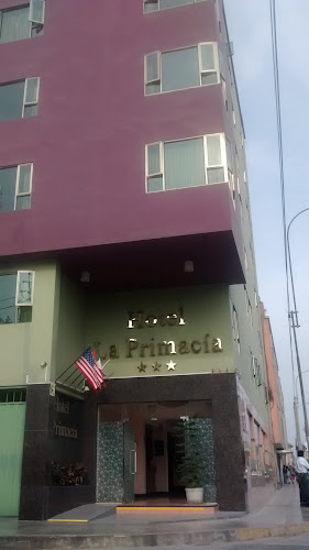 Av. Alejandro Tirado 401, Lince 15046, Perú