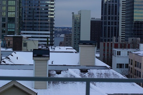 2008-12-14 Snow in Seattle Downtown