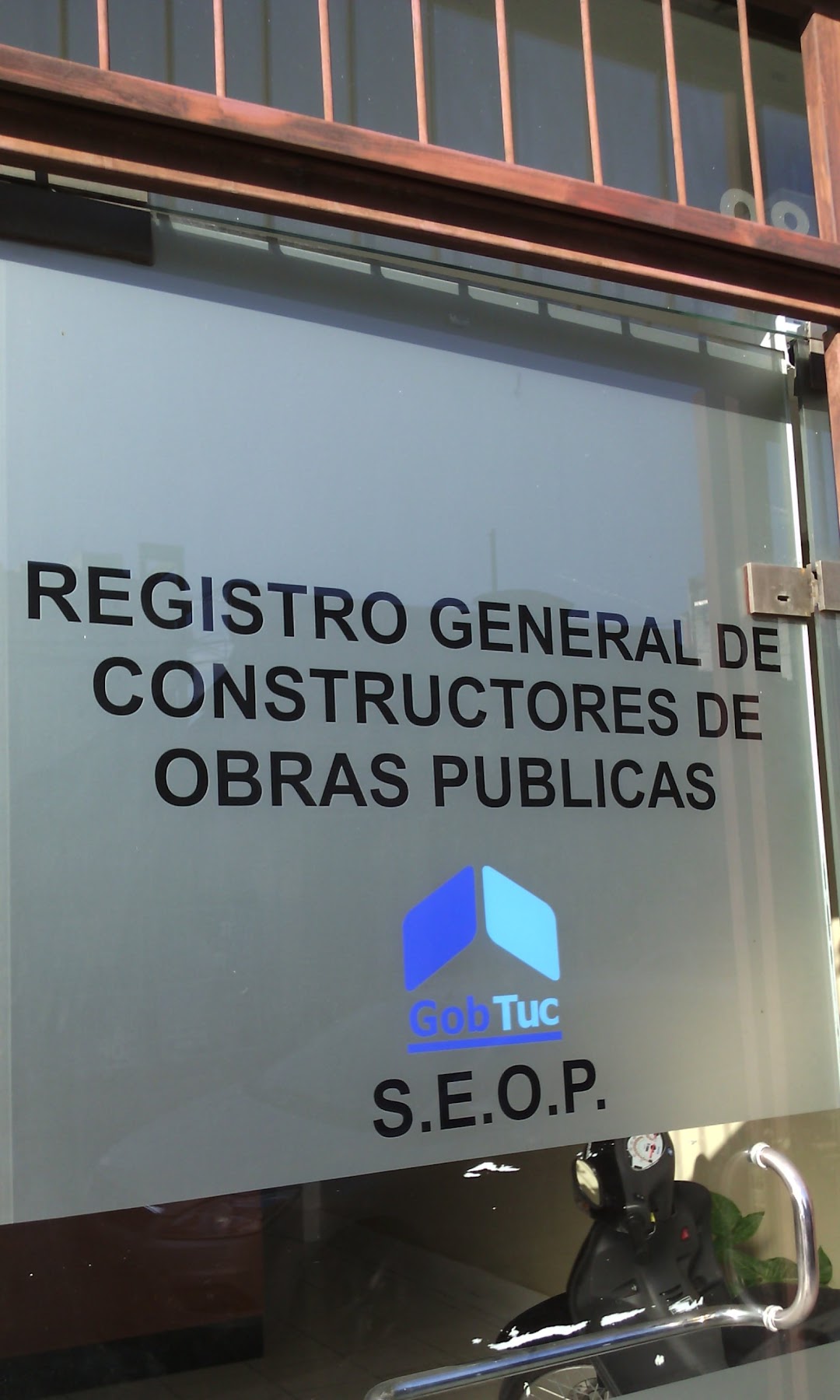 Registro General de Constructores de Obras Públicas S.E.O.P.