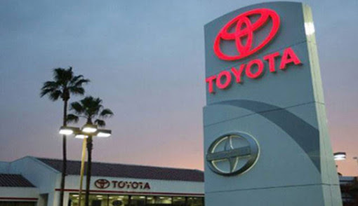 Gandeng Grab, Toyota Ekspansi ke Jasa Layanan - JPNN.COM