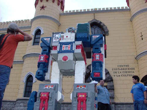 Fortress Maximus llega al Museo de los Niños para la Ticobot