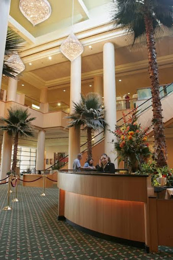 Hotel «The Florida Hotel & Conference Center», reviews and photos, 1500 Sand Lake Rd, Orlando, FL 32809, USA