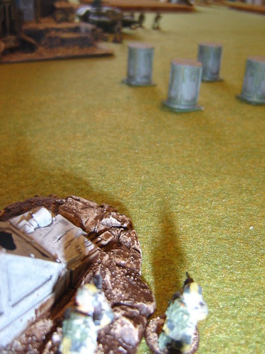 Sakhans take aim with anti-tank weapon