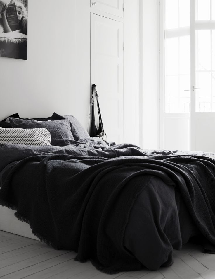 Lovely Black Bedding