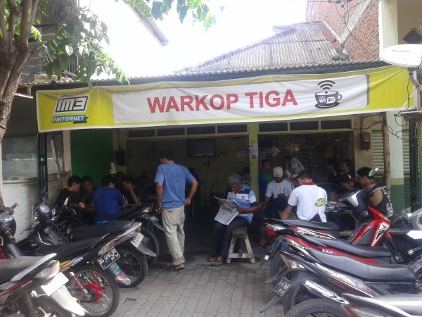 Spanduk Warung Kopi Wifi gambar spanduk