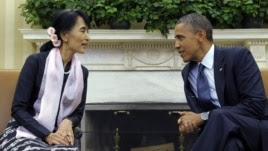 Tổng thống Obama tiếp bà Aung San Syu Kyi tại Tòa Bạch Ốc hồi tháng 9 năm 2012.
