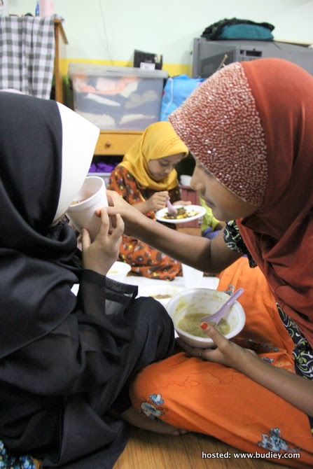 Berbuka Puasa Bersama Mamee