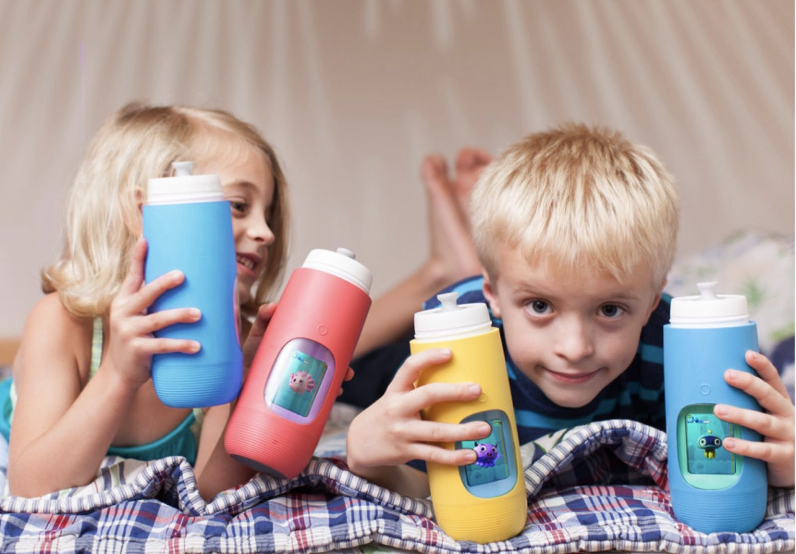 Amazon Giveaway Back to School Must-Haves! Gululu Interactive Water Bottle with Hydration Tracking App for Parents! This great water bottle even has school-time settings!
