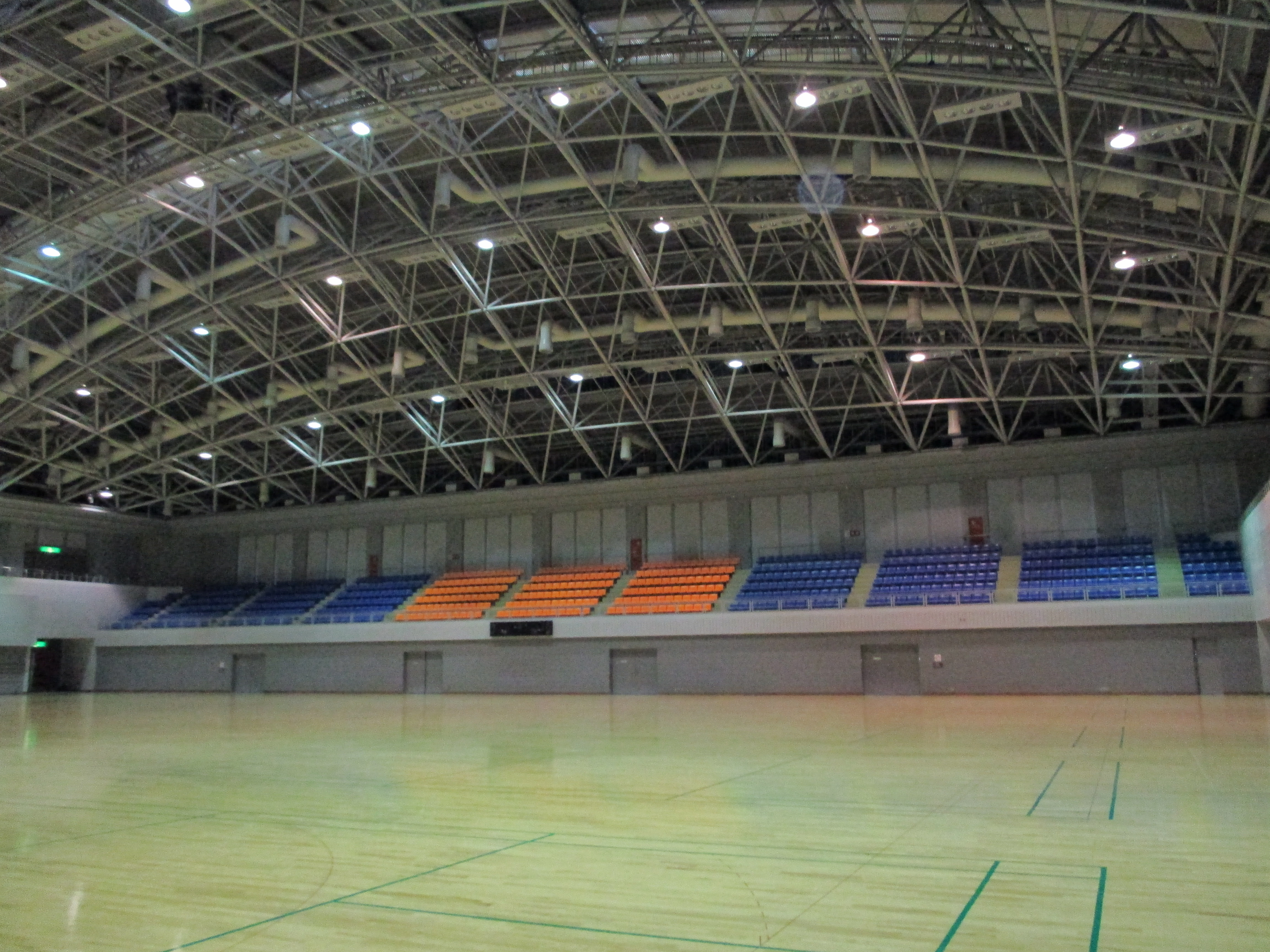 ここへ到着する 中村 スポーツ センター 駐 車場 壁紙 エアコン