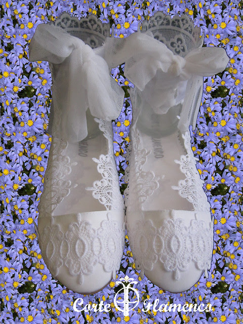 zapatos para comunion, bailarinas de comunion, manoletinas de comunion , corte flamenco, charo ruiz (7)