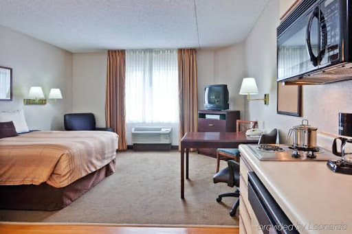 Candlewood Suites East Syracuse - Carrier Circle, an IHG Hotel image 2