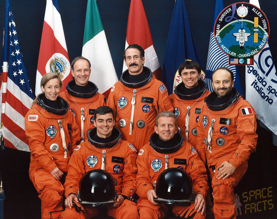 Jul31-1992-STS46crew