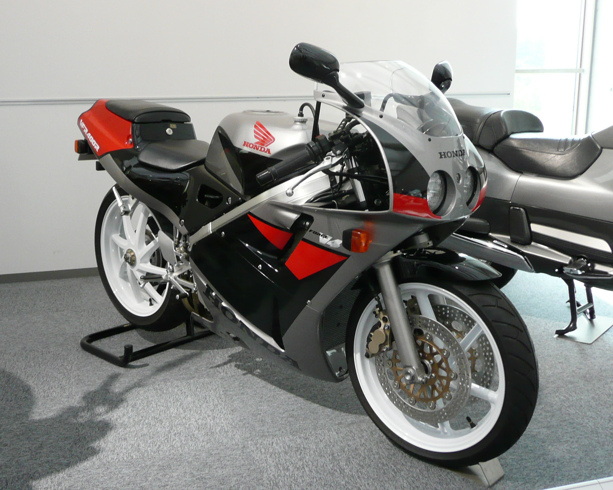 Honda VFR 400