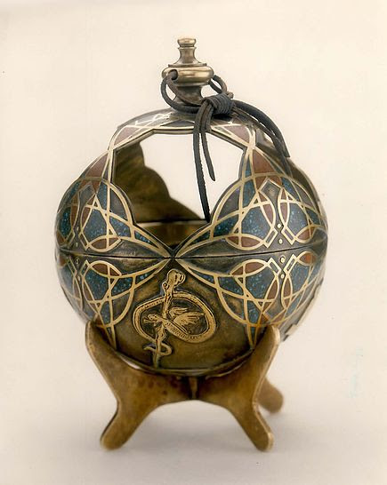File:Liahona.jpg