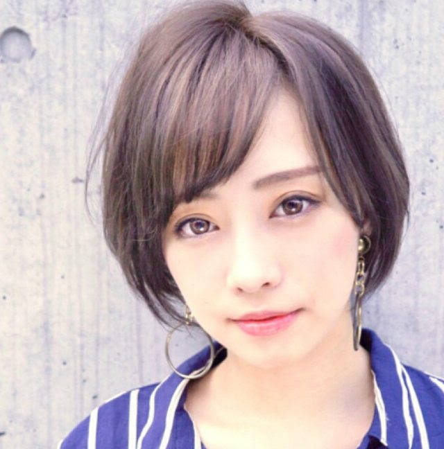 髪型 ぜいたくショート ヘア 上品
