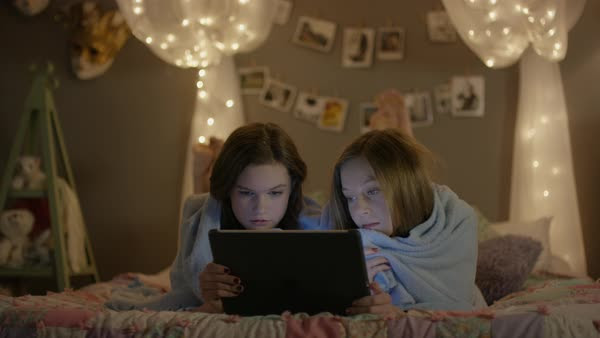 Mount And Blade Scary Movies For Teenage Sleepovers