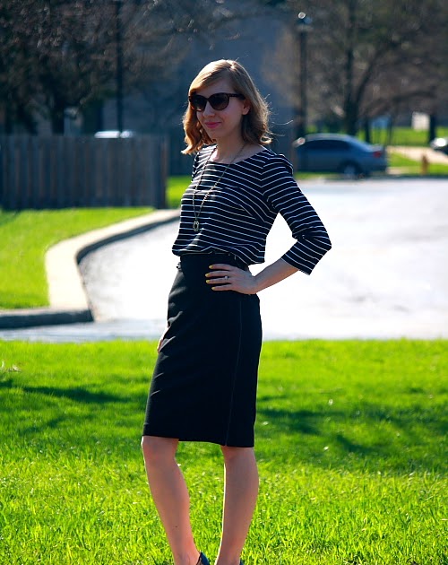 twIN STYLE: Daily Look: Black and White Stripes