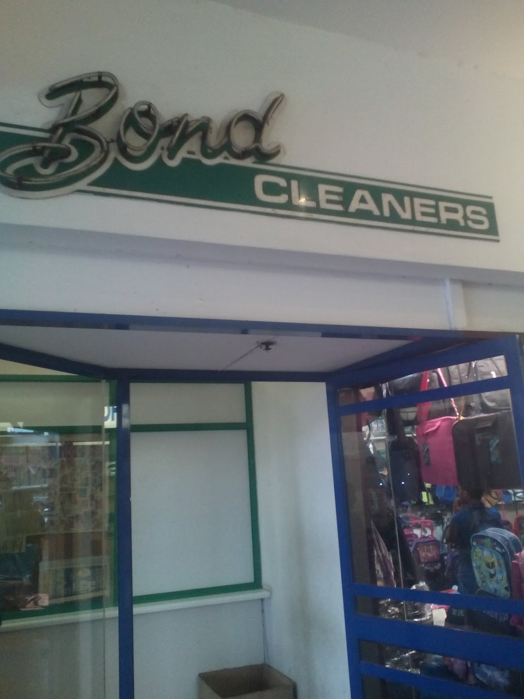 Bond Cleaners