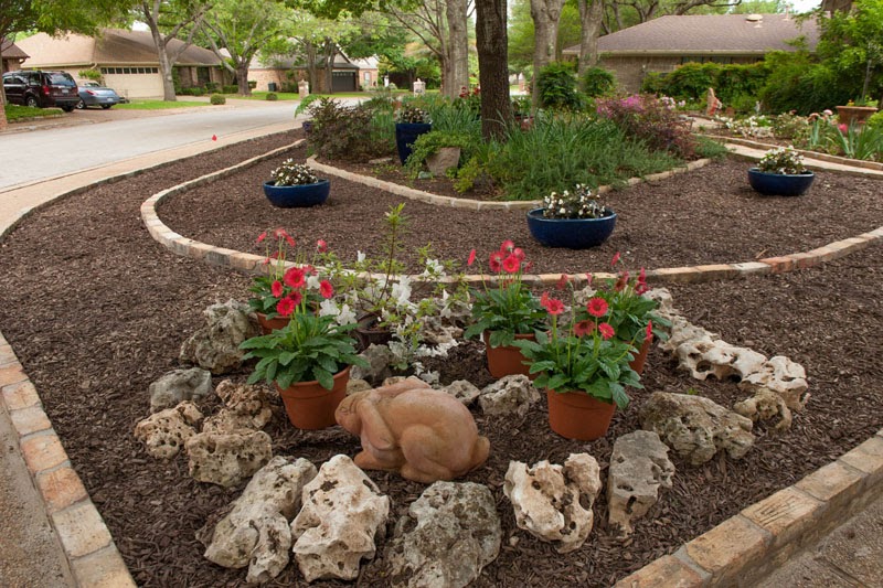 Landscape Front Yard No Grass / Front Yard Landscaping Ideas No Grass