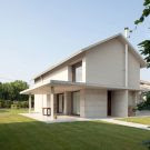 Отдельный дом (Detached House) в Италии от MIDE architects.