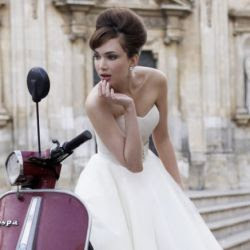 Hair inspired by Bardot ~ a tutorial on achieving the perfect bouffant/beehive 60s look for brides and/or bridesmaids.