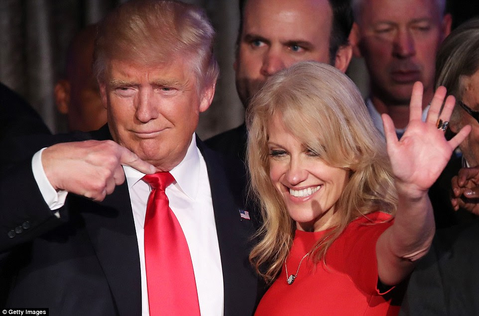 Grato: Donald Trump fez uma homenagem àqueles que o ajudaram a conquistar a Presidência incluindo gerente de campanha Kellyanne Conway