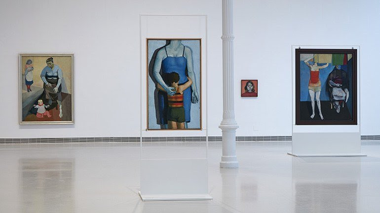 Vista de sala de la exposición Andrzej Wróblewski. Verso / reverso, 2015