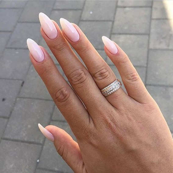Coffin Shaped Nails Vs Almond - Well, when it comes to almond vs ...