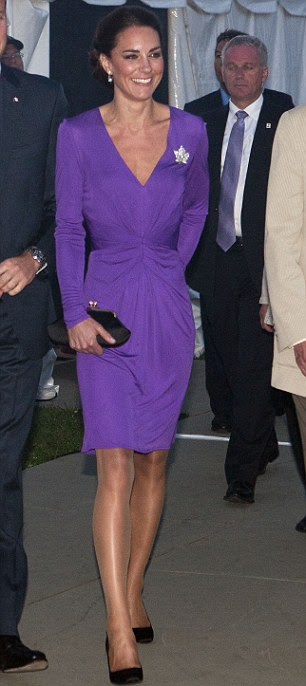 http://i.dailymail.co.uk/i/pix/2011/09/15/article-2037718-0DE4531000000578-521_306x686.jpg