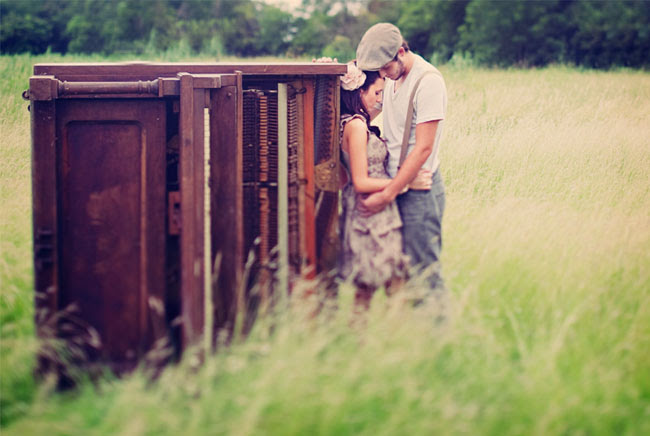 hammers_strings_05 piano in the field engagement photos