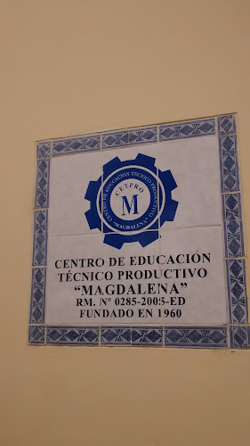 Opiniones de CETPRO MAGDALENA en Magdalena del Mar - Escuela